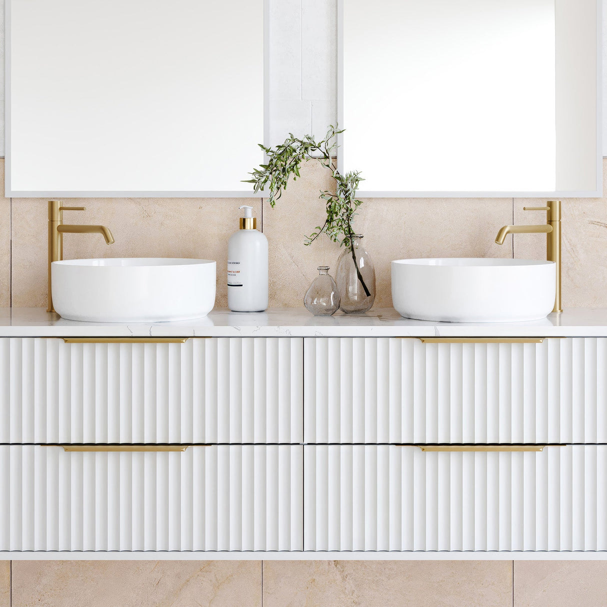 A lifestyle image of Timberline's Allure Basin 360mm White Gloss
