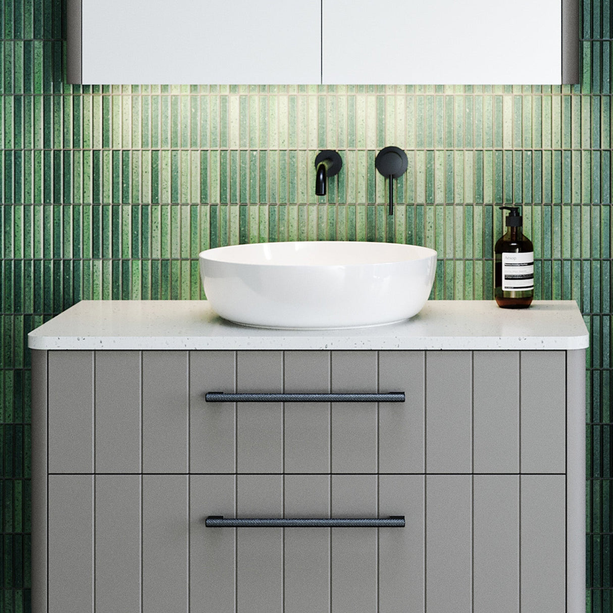 A lifestyle image of Timberline's Chase Basin 400mm White Gloss