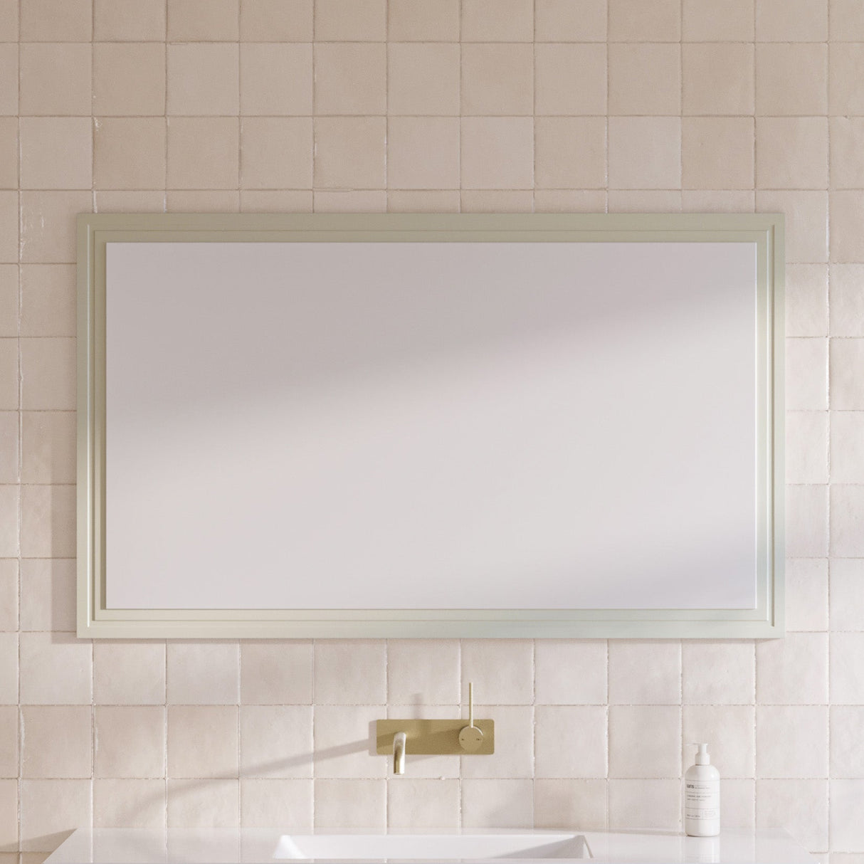 Miami Classic Mirror 1200mm (MIAC-M-1200-720)