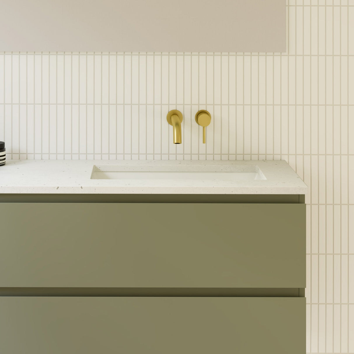 A lifestyle image of Timberline's Ruby Undermount Basin 530mm White Gloss