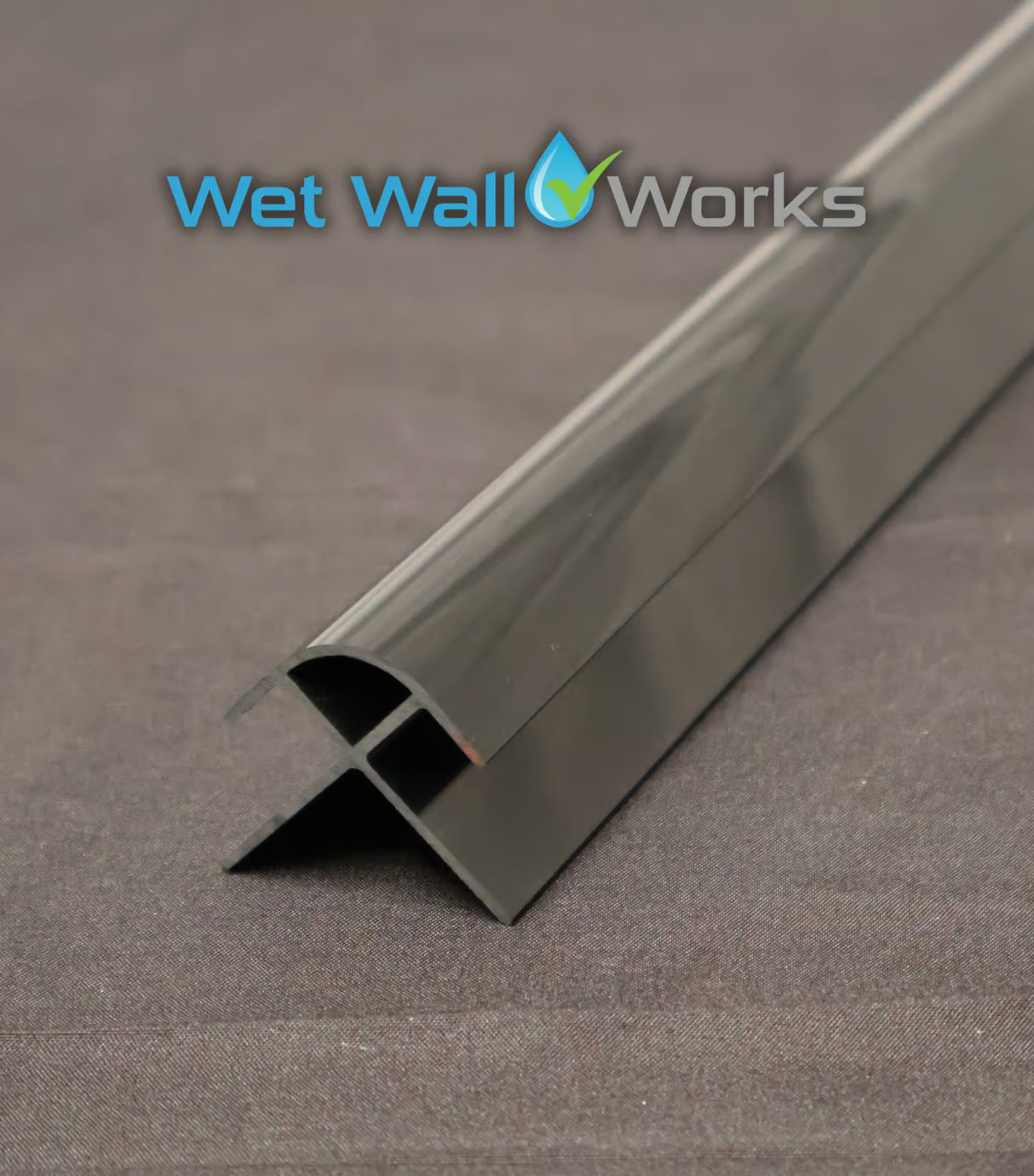External Round Corner Trim - Black - for Wet Wall Panels - 2400mm (h)