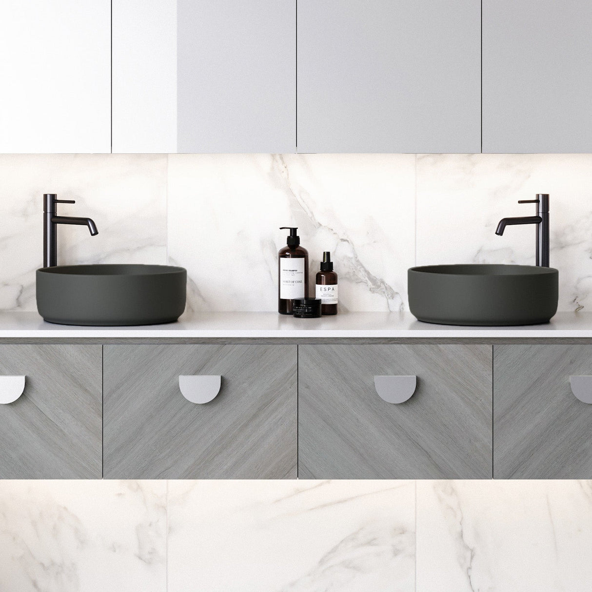 A lifestyle image of Timberline's Allure Basin 360mm Anthracite
