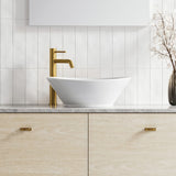 A lifestyle image of Timberline's Elite Basin 415mm White Gloss