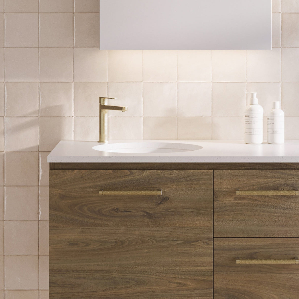 A lifestyle image of Timberline's Oval Undermount Basin 420mm White Gloss