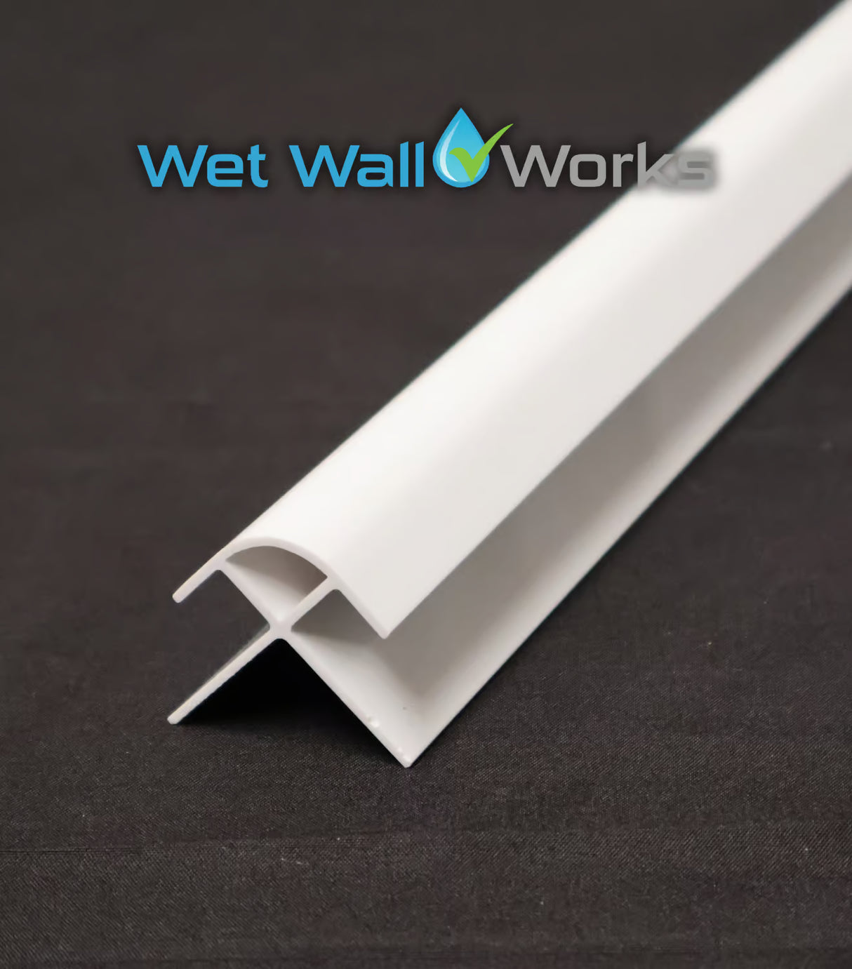 External Round Corner Trim - White - for Wet Wall Panels - 2400mm (h)