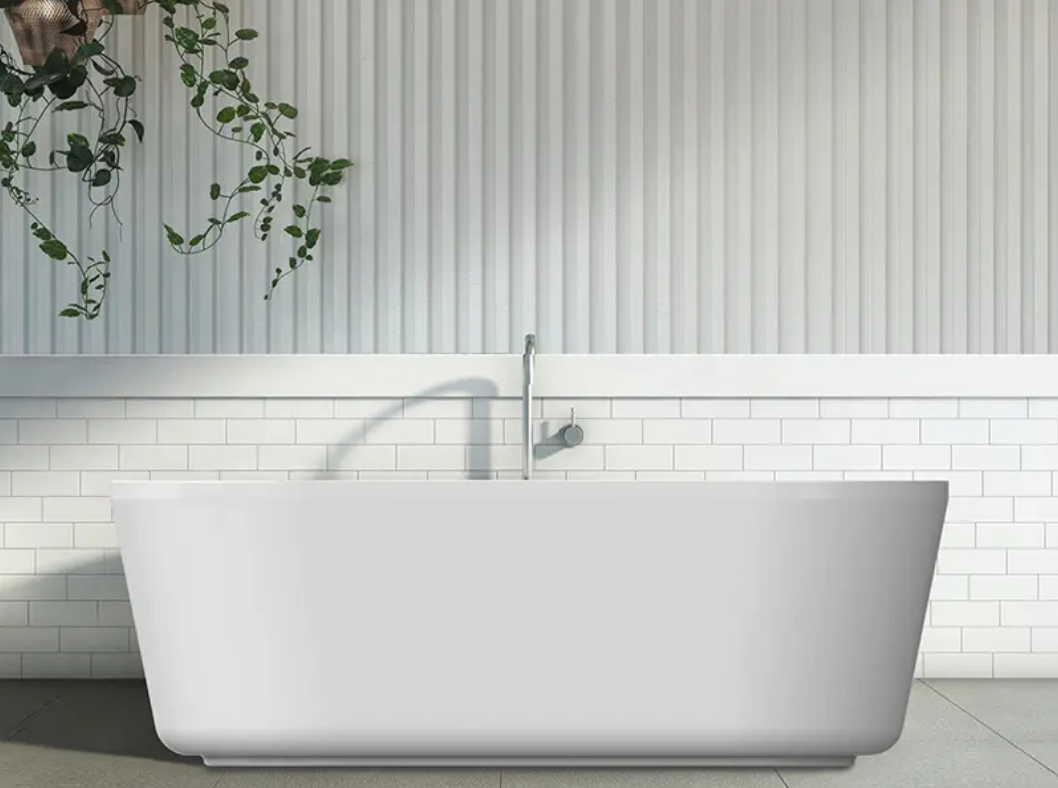 Solis 1700 Oval Freestanding Bath - Gloss White